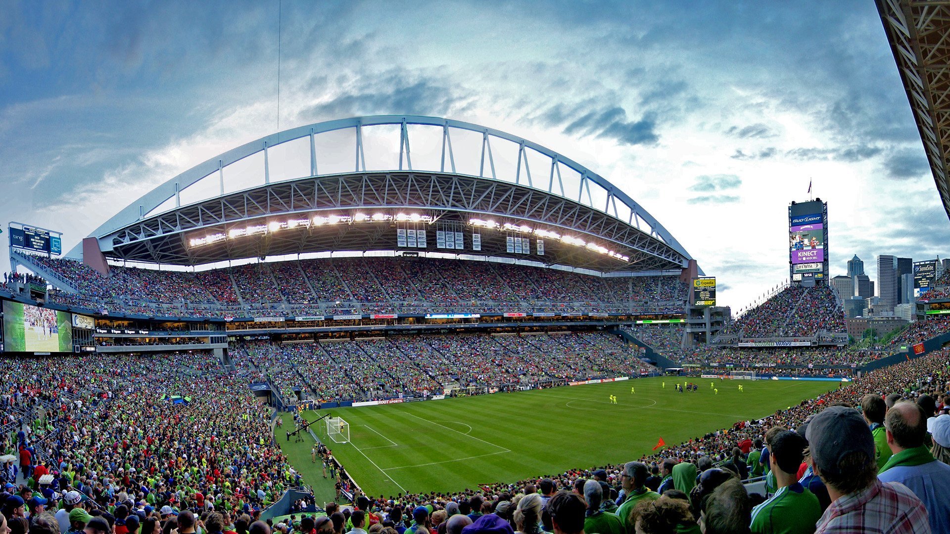 夜之王者,当F1的轰鸣与勒布朗的沉默,共同定义唯一